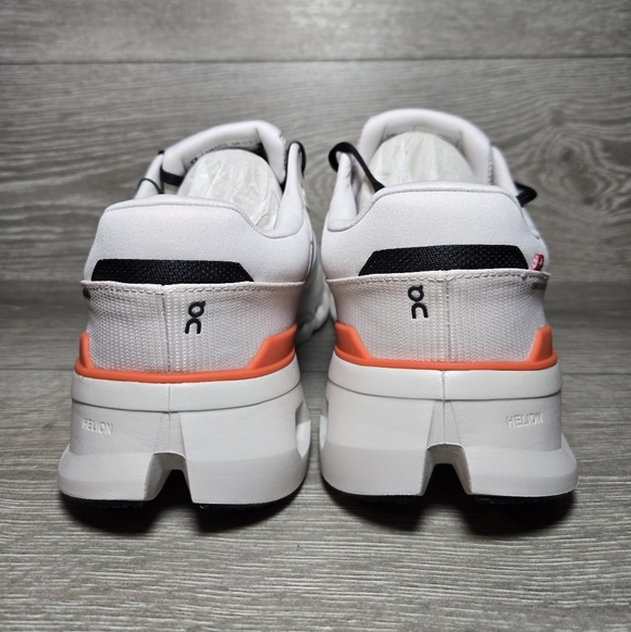 Mens On Cloud Cloudrunner 2 Size 13 White / Sand New In Box 3ME10140248 - Picture 4 of 8